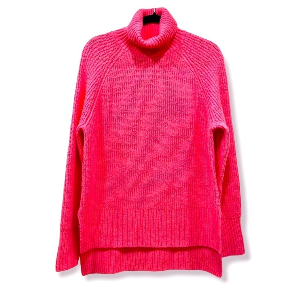 SOLD - 𝅺VICI collection pink turtleneck sweater size small - Picture 5 of 9